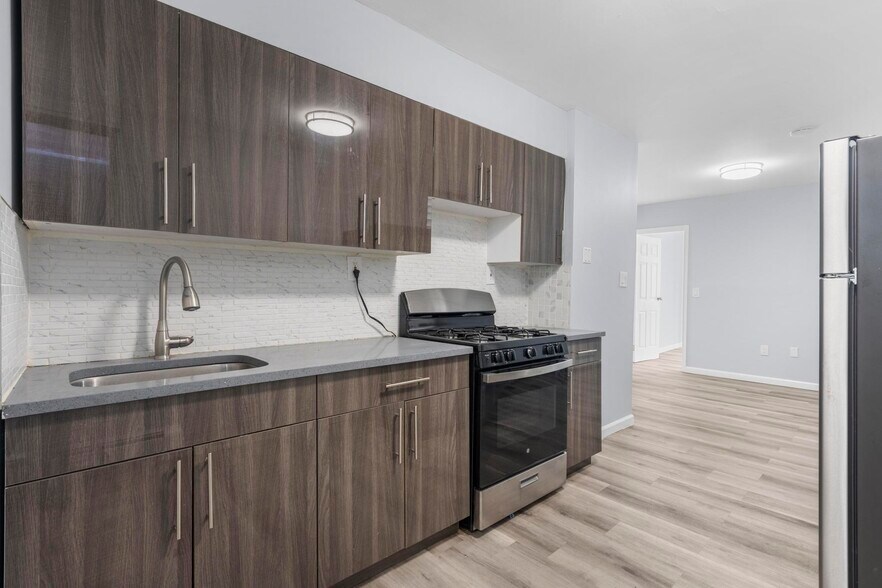 More Photos Of 58 Chestnut St, Yonkers Apartments For Sale