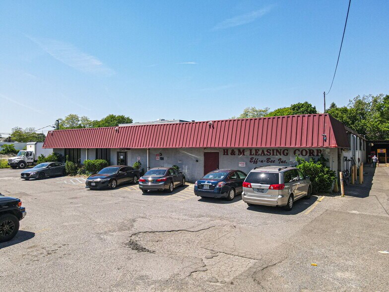 More Photos Of 1245 Marconi Blvd, Copiague Warehouse For Sale