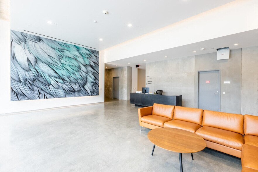 More Photos Of 1041 N Formosa Ave, West Hollywood Unknown For Lease