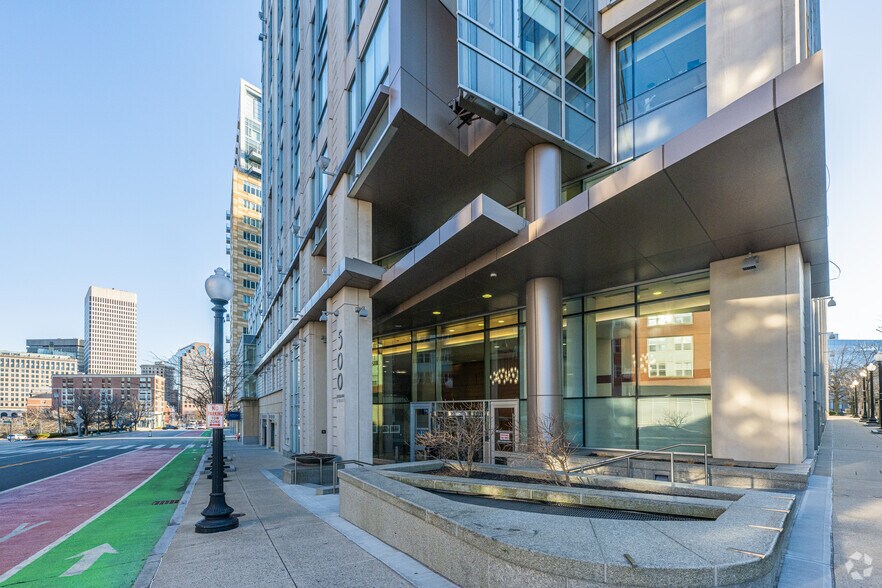 More Photos Of 500 Exchange St, Providence Office For Lease