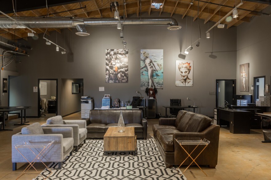 More Photos Of 3000 N Hollywood Way, Burbank Office For Lease
