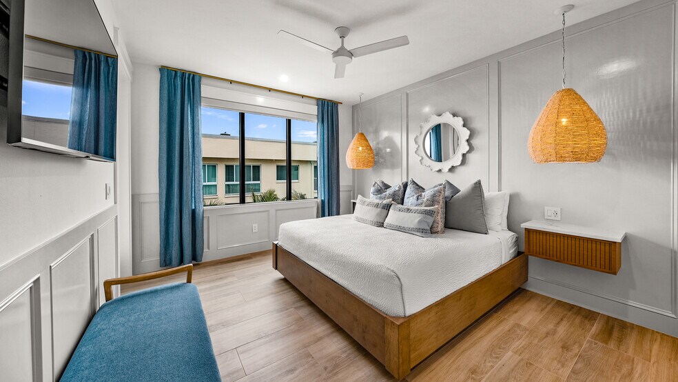 More Photos Of , Siesta Key Multifamily For Sale