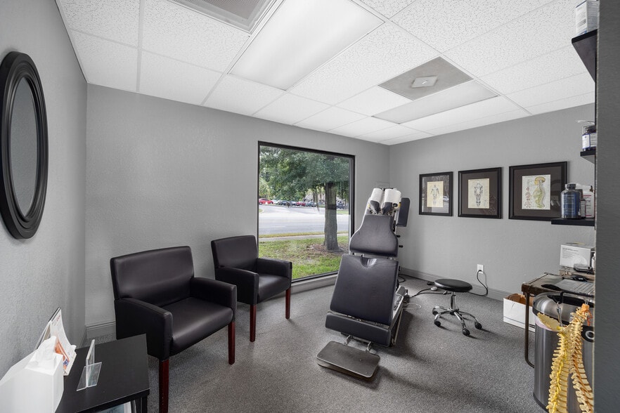 More Photos Of 2300 SE 17th St, Ocala Office For Sale