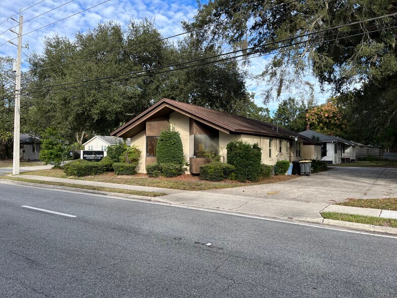 More Photos Of 2601 University Blvd W, Jacksonville Medical For Sale