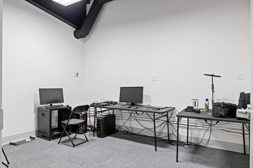 More Photos Of 1215 Tom Ginnever Ave, O'Fallon Religious Facility For Lease