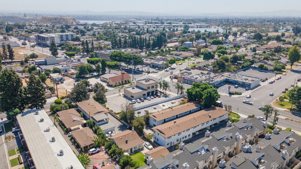 More Photos Of 2521-2523 S 6th Ave, Arcadia Apartments For Sale