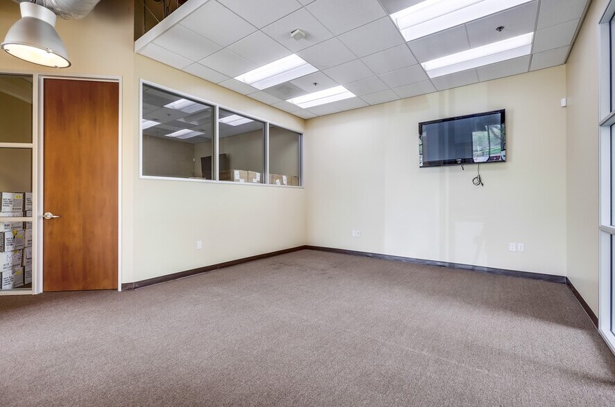 More Photos Of 16520 Bake Pky, Irvine Office For Lease