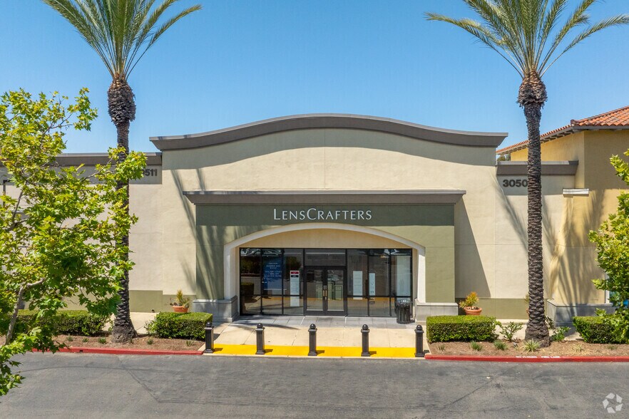 More Photos Of 30501-30505 Avenida de las Flores, Rancho Santa Margarita General Retail For Sale