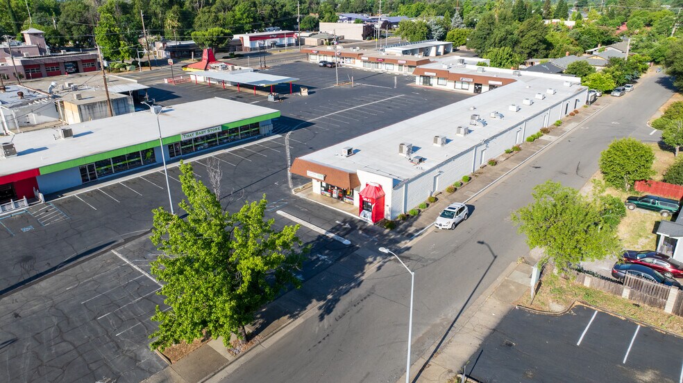 More Photos Of 2920-2972 Churn Creek Rd, Redding Unknown For Lease