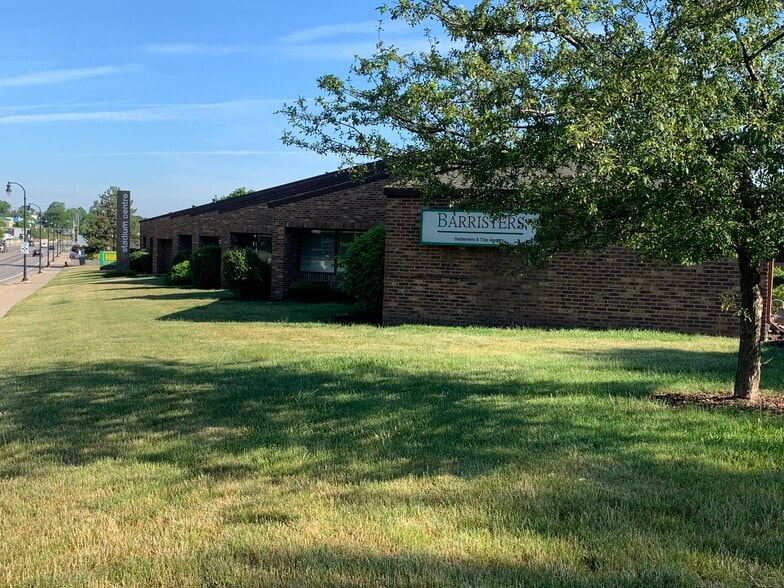 More Photos Of 1880-1898 W Stadium Blvd, Ann Arbor Medical For Sale