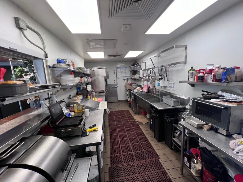 More Photos Of 901-907 4th St, San Rafael Restaurant For Sale