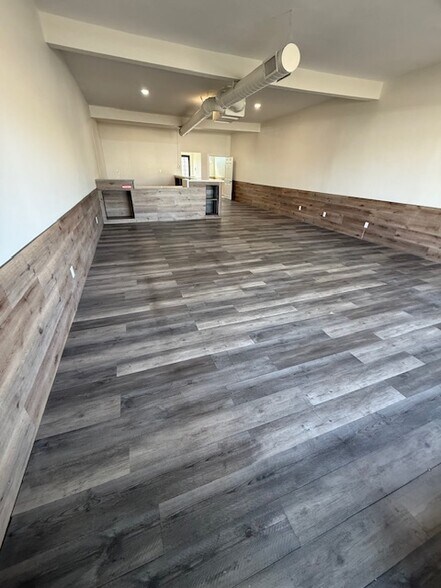 More Photos Of 8502-8516 Garden Grove Blvd, Garden Grove Storefront For Lease