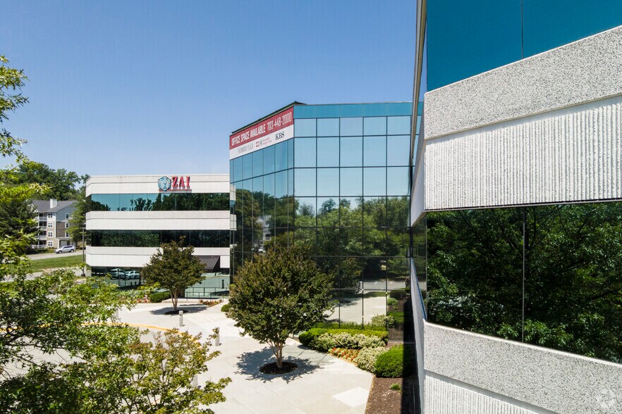 More Photos Of 10560 Arrowhead Dr, Fairfax Unknown For Sale