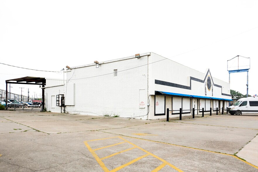More Photos Of 4243 S Port Ave, Corpus Christi Freestanding For Lease
