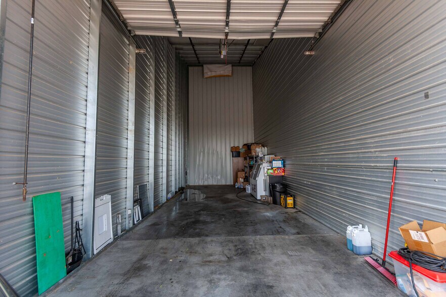 More Photos Of 4700 Marketplace Dr, Johnstown Warehouse For Sale