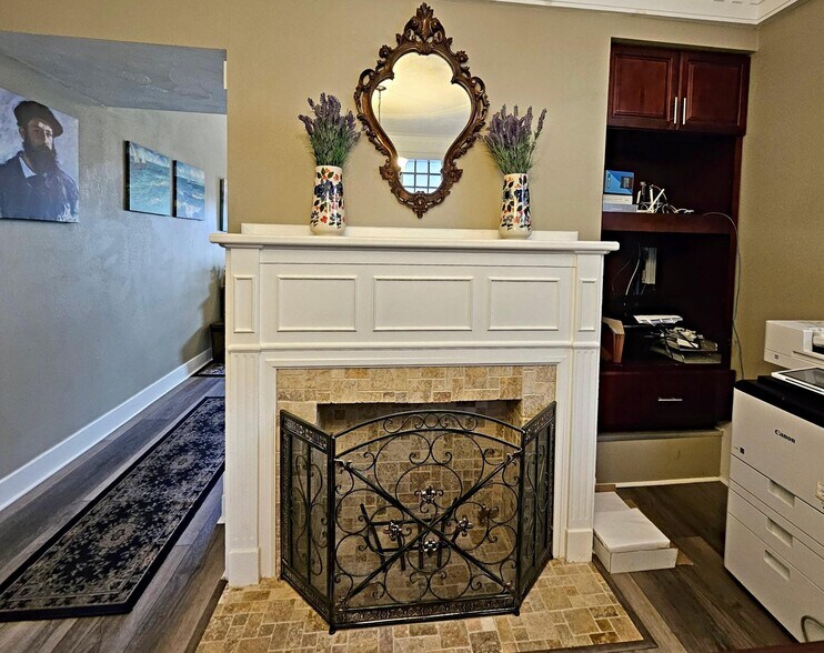 More Photos Of 116 Center St, Saint Marys Office Residential For Sale
