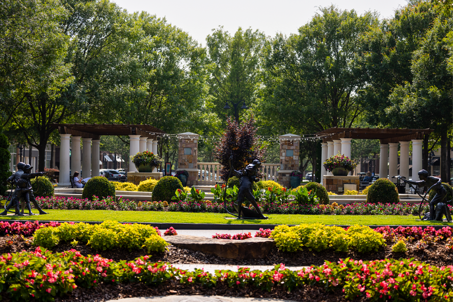 More Photos Of 410 Peachtree Pky, Cumming Unknown For Lease