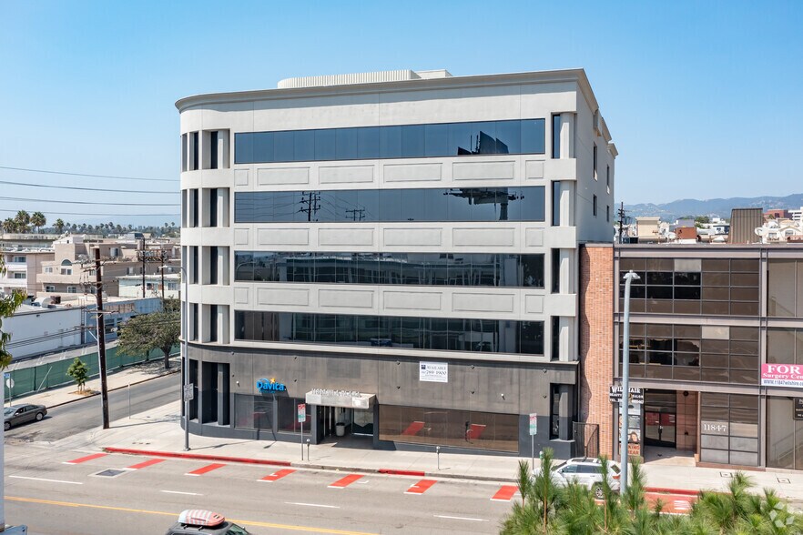 More Photos Of 11859 Wilshire Blvd, Los Angeles Medical For Lease