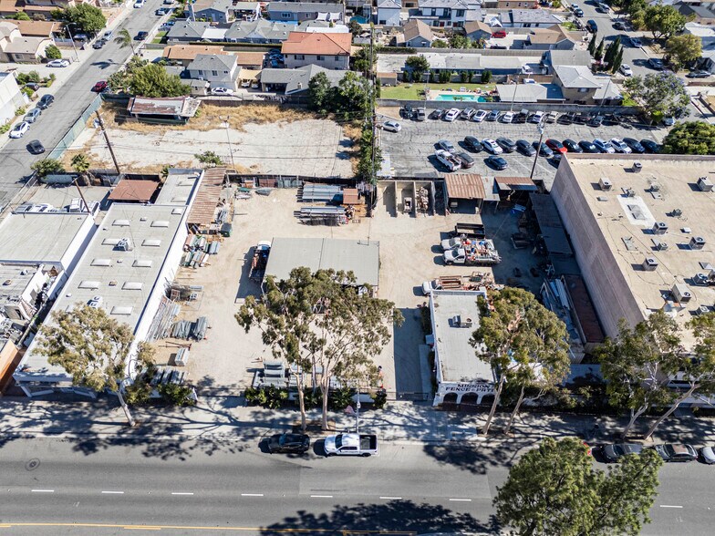 More Photos Of 8464 Garvey Ave, Rosemead Contractor Storage Yard For Sale