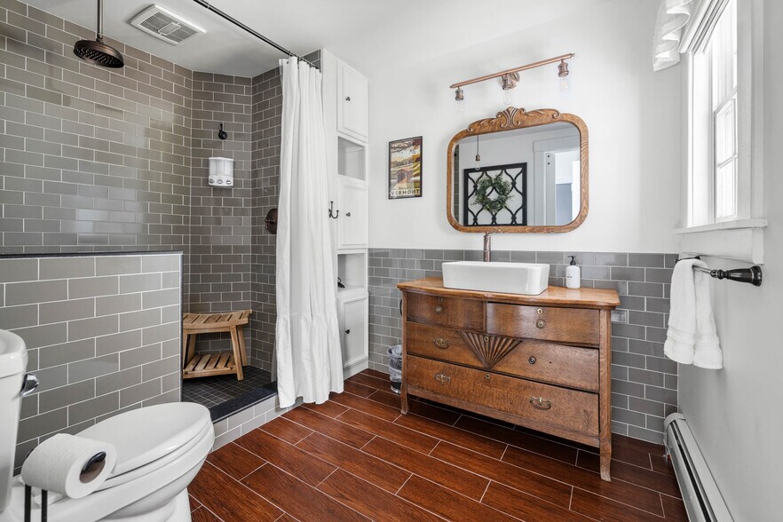 More Photos Of 193 Route 9 W, Wilmington Specialty For Sale