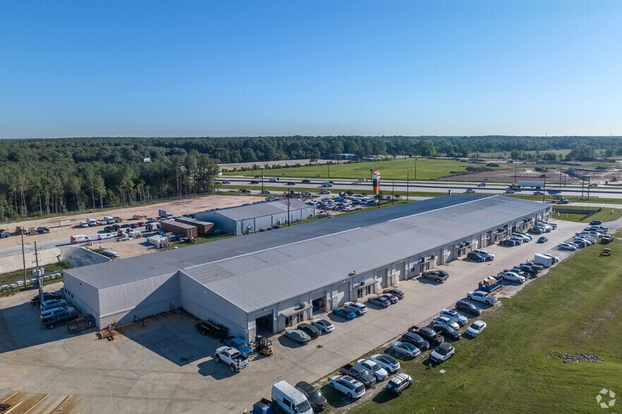More Photos Of 22955 Tomball Pky, Tomball Unknown For Lease