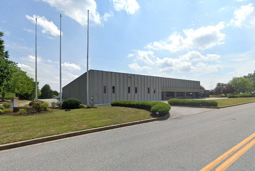 More Photos Of 151 Airport Dr, Westminster Warehouse For Sale