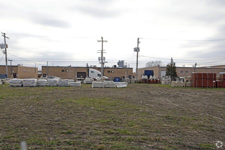 More Photos Of 515-525 Estes Ave, Schaumburg Land For Sale