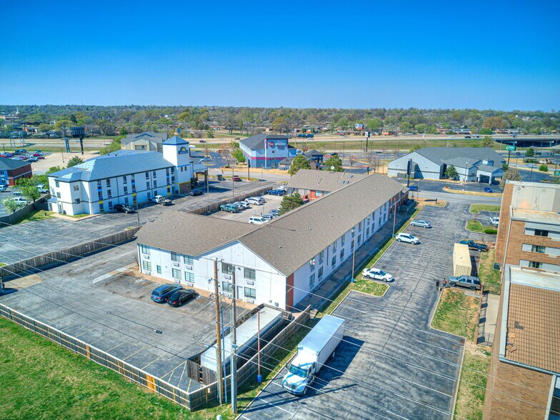 More Photos Of 3211 S 79th East Ave, Tulsa Apartments For Sale