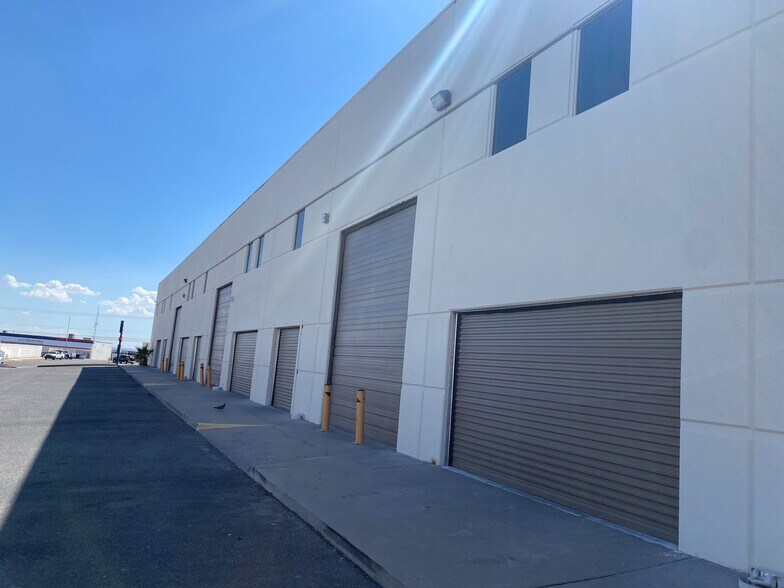 More Photos Of 11355 Rojas Dr, El Paso Warehouse For Lease