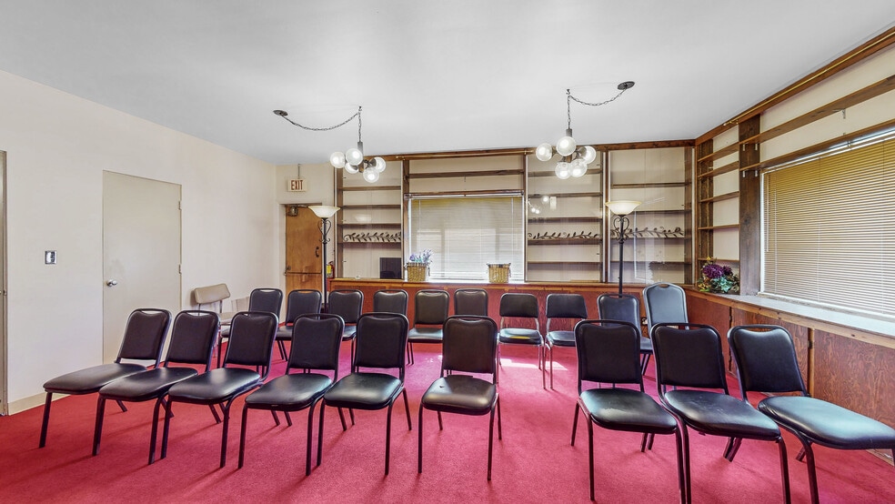 More Photos Of 4100 Maple Ave, Richton Park, Richton Park Specialty For Sale