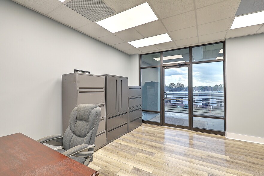 More Photos Of 597 Old Mount Holly Rd, Goose Creek Coworking Space
