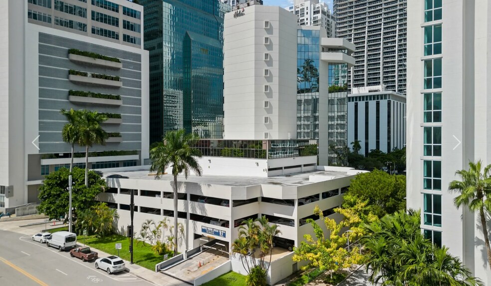 More Photos Of 999 Brickell Ave, Miami Medical For Lease