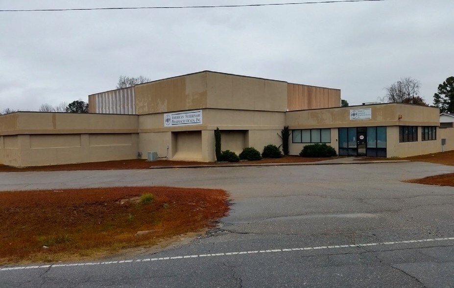 More Photos Of 1702 Chicopee Rd, Benson Manufacturing For Lease