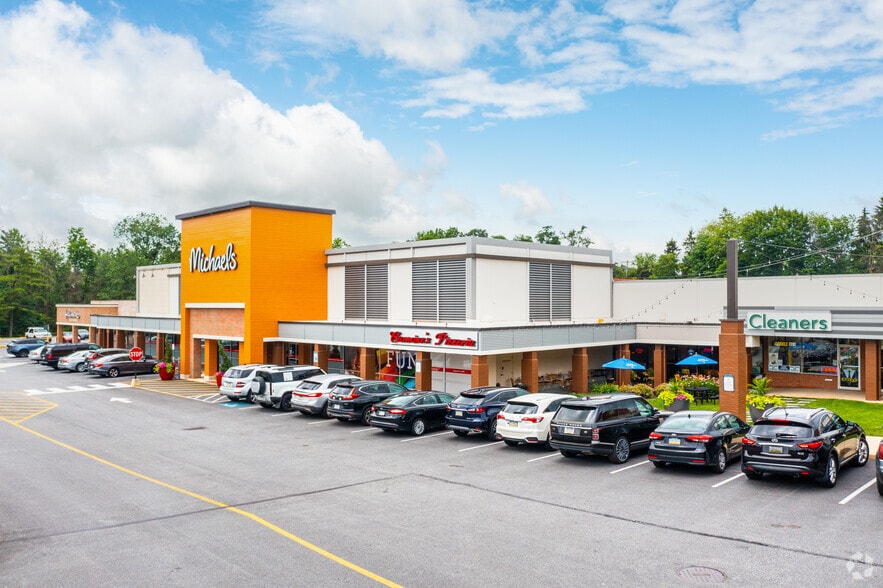 More Photos Of 3544 West Chester Pike, Newtown Square Unknown For Lease