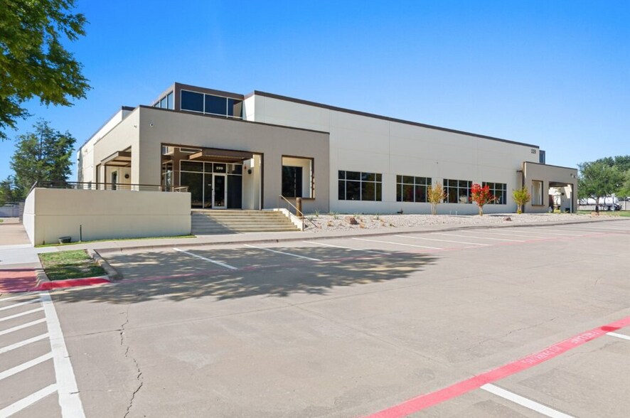 More Photos Of 4300 Beltway Pl, Arlington Unknown For Lease