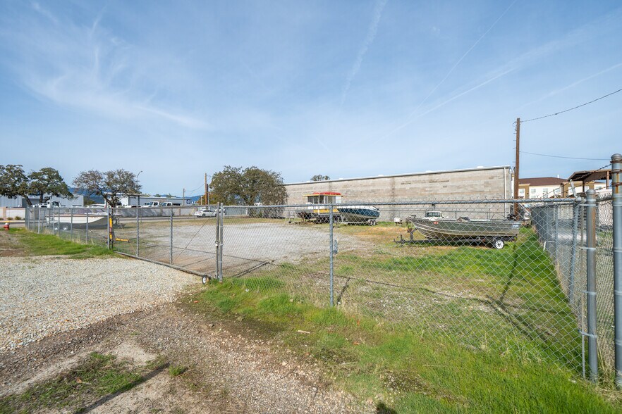 More Photos Of 5830 Caterpillar rd, Redding Industrial For Sale
