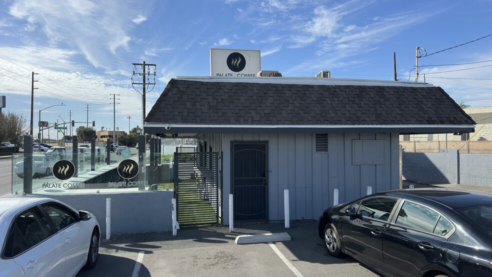 More Photos Of 10051 McFadden Ave, Westminster Fast Food For Lease