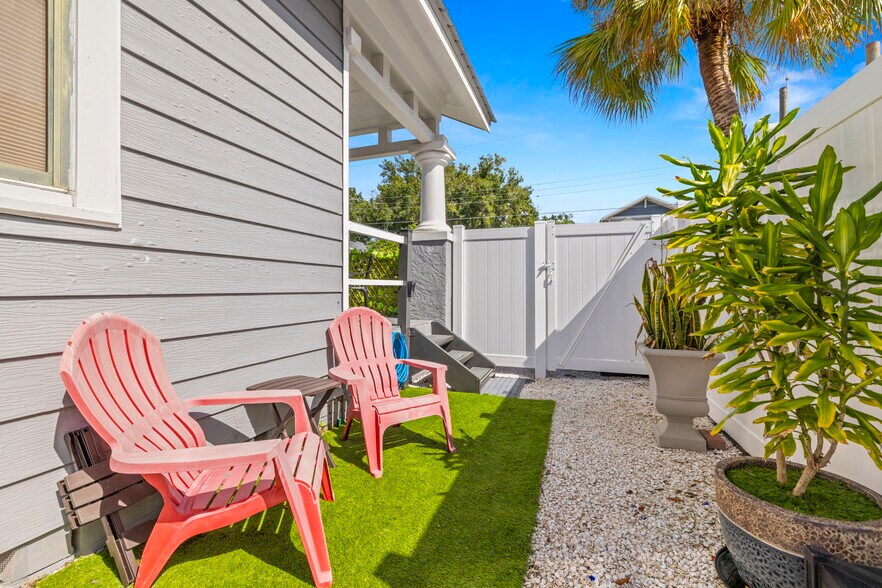 More Photos Of 2526 W Union St, Tampa Multifamily For Sale