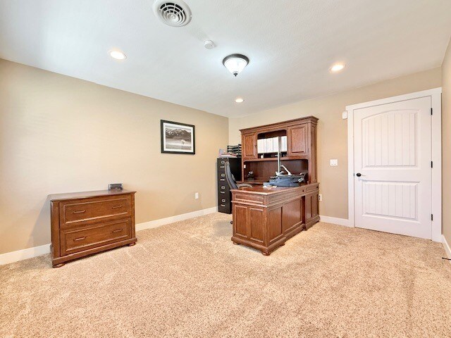 More Photos Of 201 10th St, Windsor Office For Sale