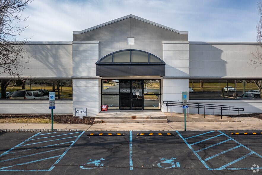 More Photos Of 41 Spring St, New Providence Research And Development For Lease