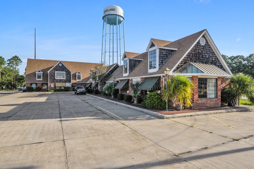 More Photos Of 630 Highway 90, Waveland Office For Sale