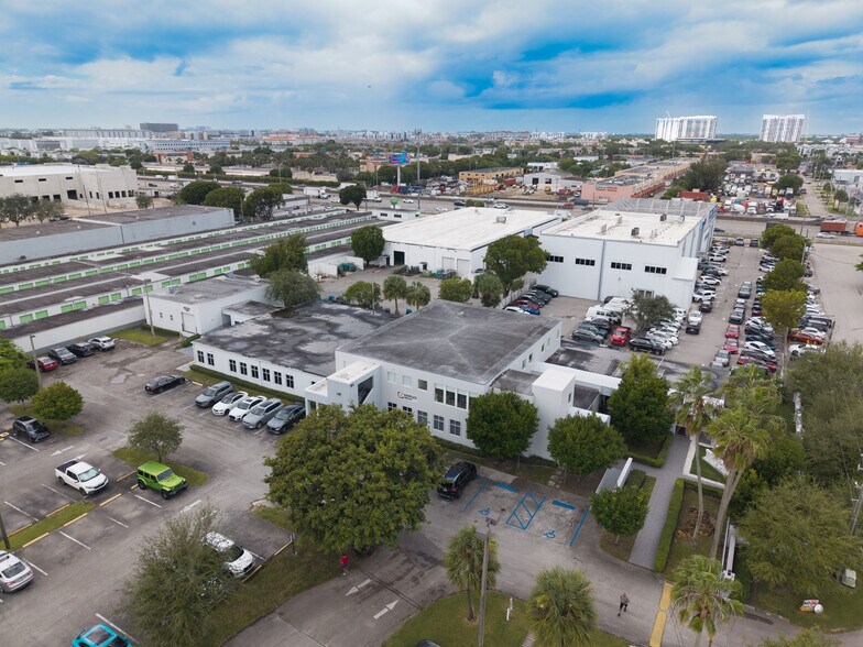 More Photos Of 7500 NW 52nd St, Miami Medical For Lease