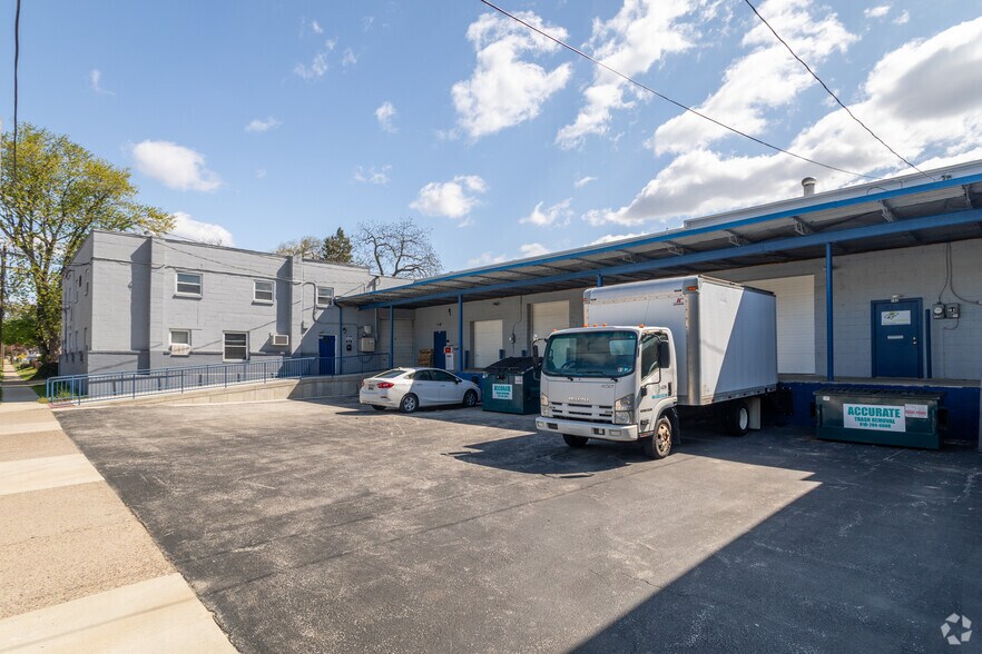 More Photos Of 100 Erickson Ave, Essington Warehouse For Sale