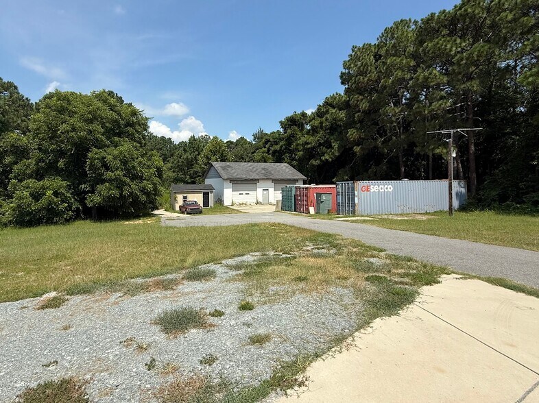 More Photos Of 3840-3850 Legion Rd, Hope Mills Storefront Retail Office For Sale