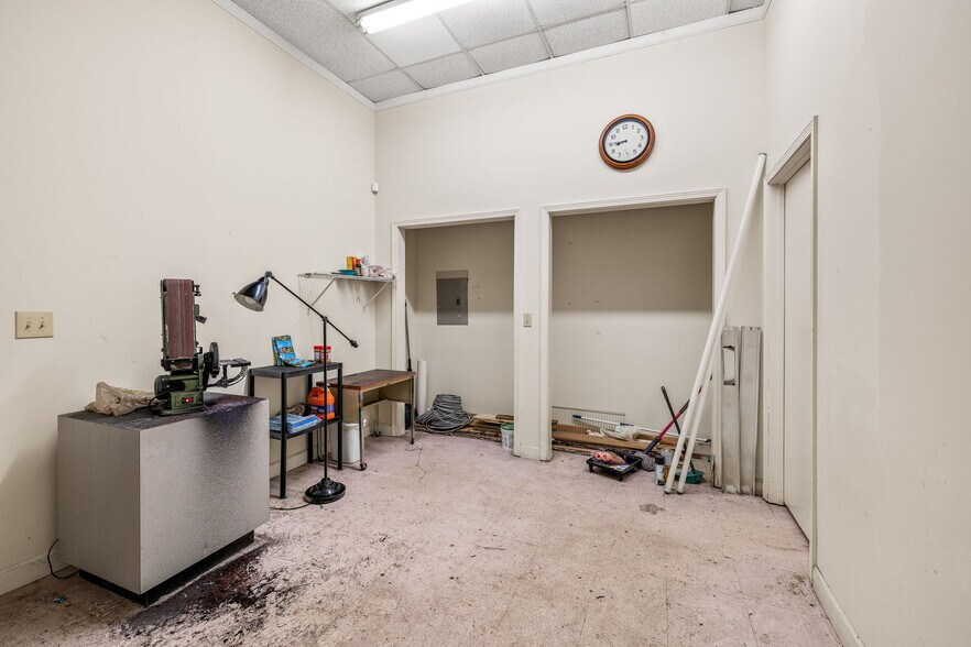 More Photos Of 1358 Plaza Dr, Gainesville Freestanding For Sale