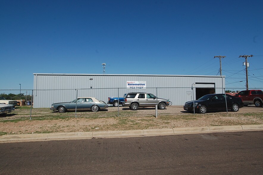More Photos Of 1709 E 5th St, Lubbock Auto Repair For Sale