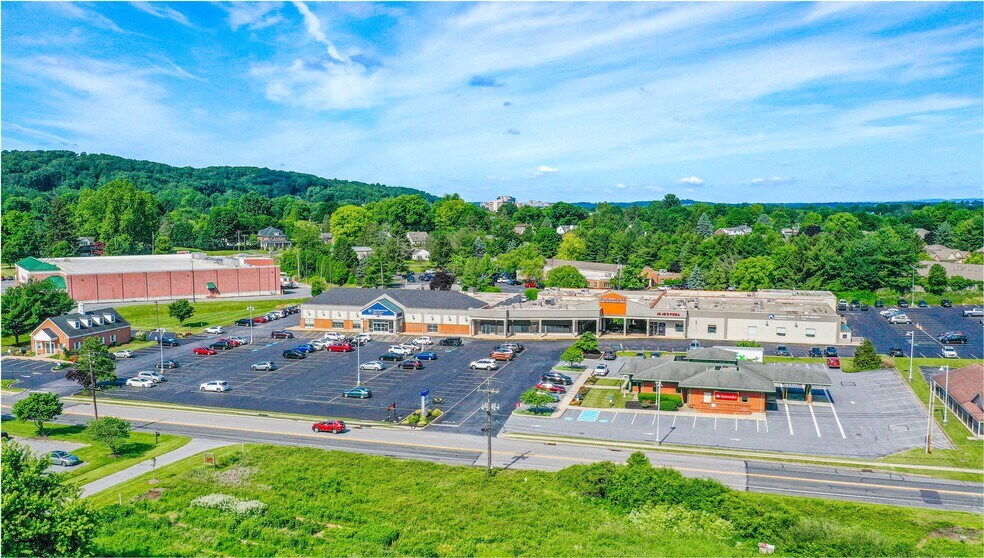Primary Photo Of 1144 Cocoa Ave, Hershey Storefront Retail Office For Lease