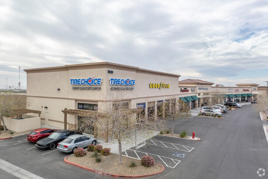 More Photos Of 7540 Oso Blanca Rd, Las Vegas Freestanding For Sale