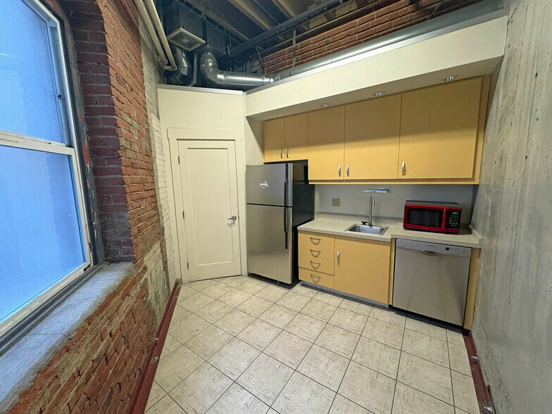 More Photos Of 314 S 9th St, Boise Loft Creative Space For Sale