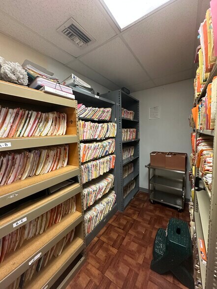 More Photos Of 750 E Latham Ave, Hemet Medical For Sale